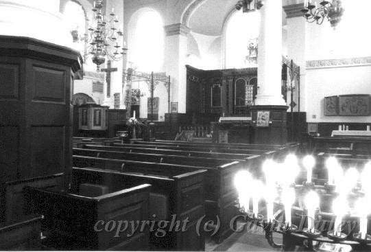 St Mary's parish church, Rotherhite, London.jpg